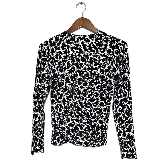 Merona Button Front Cardigan Sweater Black and White Etoile Pattern Stretch Top - Picture 15 of 16